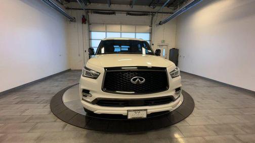 2024 INFINITI QX80 SENSORY AWD