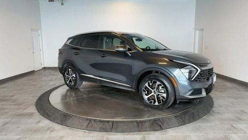 Gravity Gray 2024 Kia Sportage EX