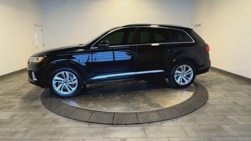 2021 Audi Q7 55 Premium Plus
