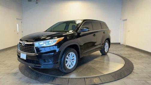 Attitude Black Metallic 2014 Toyota Highlander LE