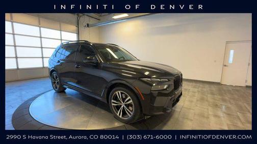 Black Sapphire Metallic 2023 BMW X7 xDrive40i