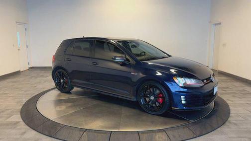 2017 Volkswagen Golf GTI 2.0T SE 4-Door