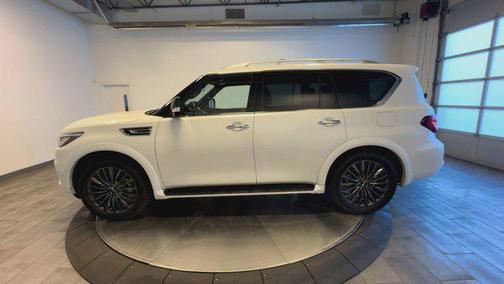 2024 INFINITI QX80 SENSORY AWD