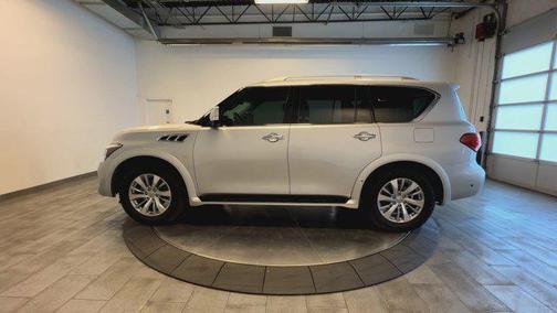2017 INFINITI QX80 Base
