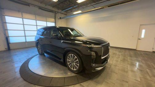 2025 INFINITI QX80 SENSORY AWD