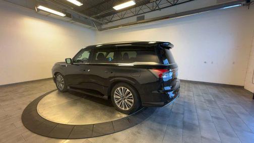 2025 INFINITI QX80 SENSORY AWD