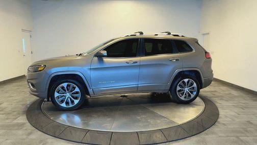 2019 Jeep Cherokee Overland