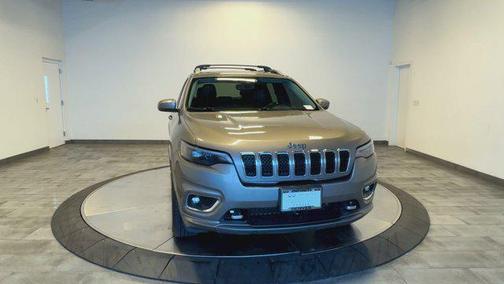 2019 Jeep Cherokee Overland