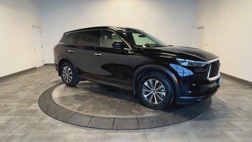 2025 INFINITI QX60 Pure