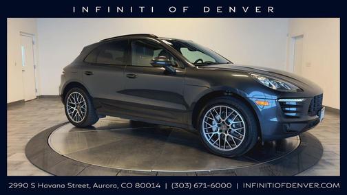Volcano Grey Metallic 2018 Porsche Macan Macan