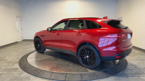2017 Jaguar F-PACE 35t Prestige