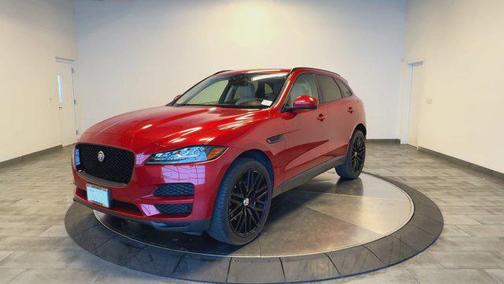 2017 Jaguar F-PACE 35t Prestige