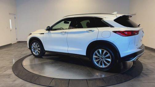 2022 INFINITI QX50 ESSENTIAL AWD