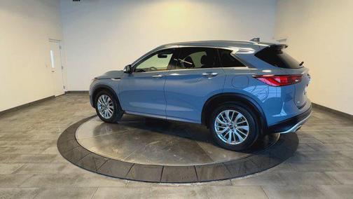 2023 INFINITI QX50 LUXE AWD