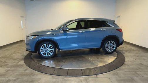 2023 INFINITI QX50 LUXE AWD