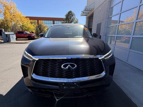 2023 INFINITI QX60 Pure