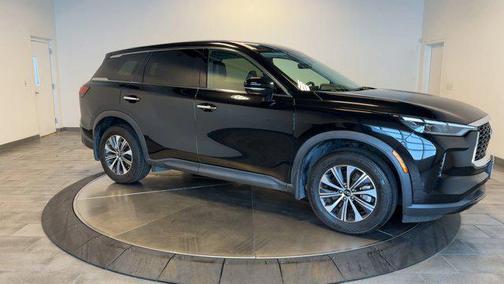 2023 INFINITI QX60 Pure