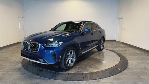 2022 BMW X4 xDrive30i