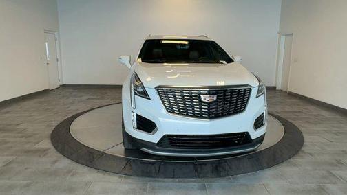 Crystal White Tricoat 2024 Cadillac XT5 Premium Luxury