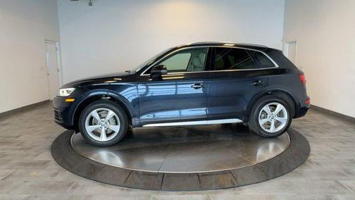 Moonlight Blue Metallic 2020 Audi Q5 45 Premium Plus