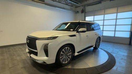 2025 INFINITI QX80 SENSORY AWD