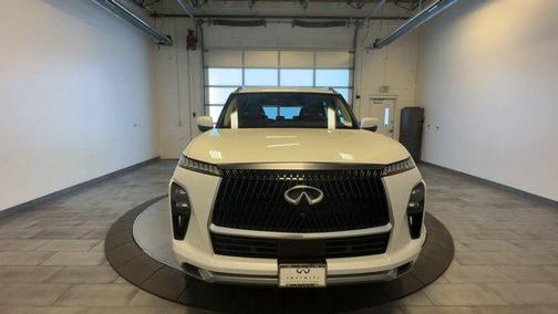 2025 INFINITI QX80 SENSORY AWD