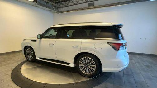 2025 INFINITI QX80 SENSORY AWD