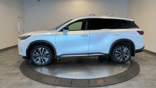 Radiant White 2026 INFINITI QX60 LUXE AWD