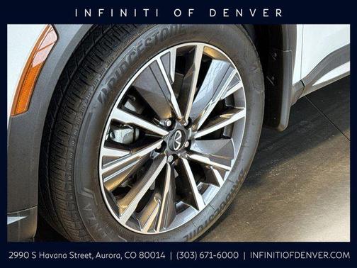 Radiant White 2026 INFINITI QX60 LUXE AWD