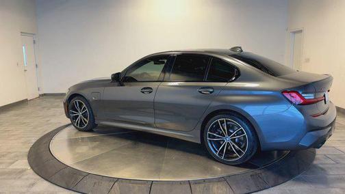 2022 BMW 330e Base