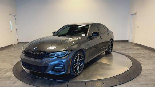 2022 BMW 330e Base