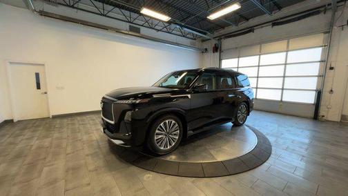 2026 INFINITI QX80 Luxe