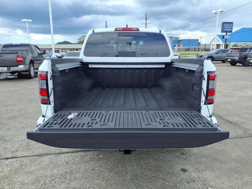 Glacier White 2026 Nissan Frontier PRO-4X
