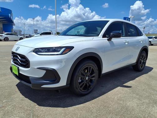 Platinum White Pearl 2027 Honda HR-V Sport
