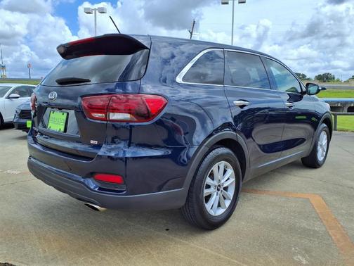 Imperial Blue 2020 Kia Sorento LX