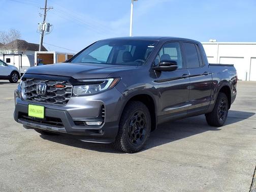 Modern Steel Metallic 2026 Honda Ridgeline TrailSport+