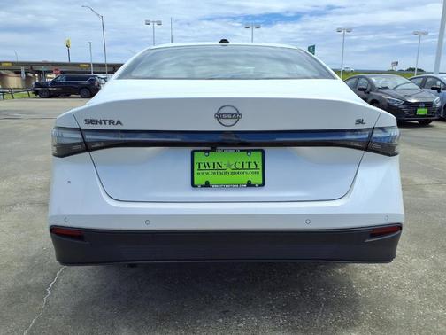 Aspen White 2026 Nissan Sentra SL