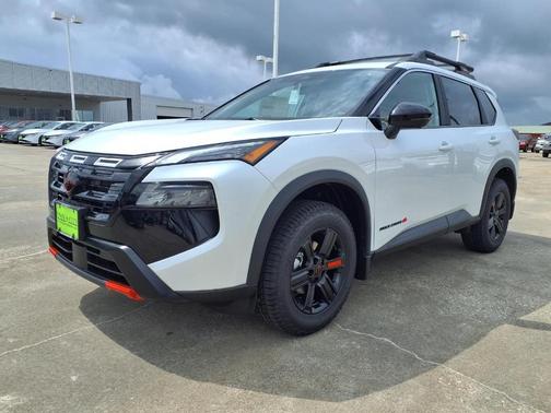 Everest White P 2026 Nissan Rogue Rock Creek