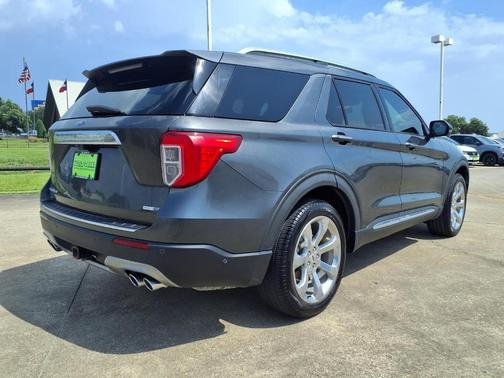 Magnetic 2020 Ford Explorer Platinum