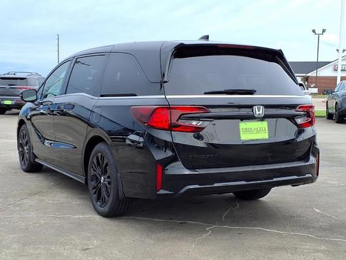 Crystal Black Pearl 2026 Honda Odyssey Sport-L