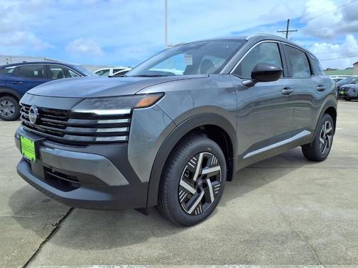 Gun Metallic 2026 Nissan Kicks SV