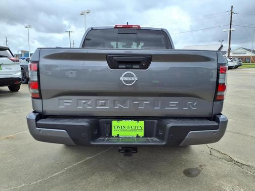 Gun Metallic 2026 Nissan Frontier SV