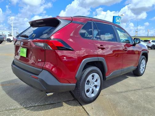 Pearl 2021 Toyota RAV4 LE
