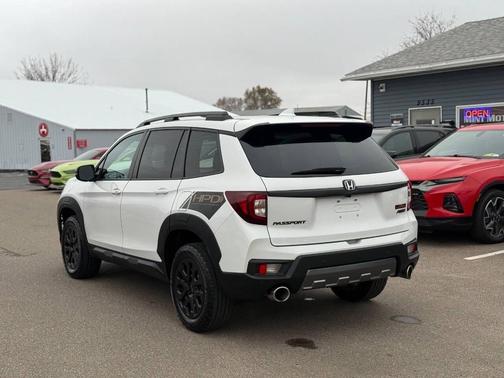 2023 Honda Passport AWD TrailSport