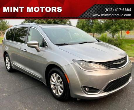 2018 Chrysler Pacifica Touring-L