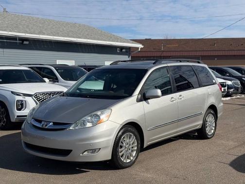 2009 Toyota Sienna XLE Limited