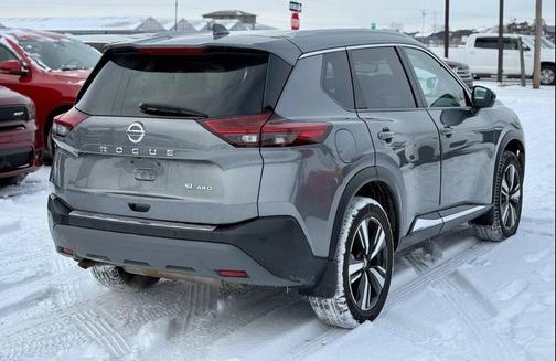 2021 Nissan Rogue SL