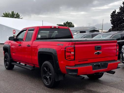 2017 Chevrolet Silverado 1500 Custom