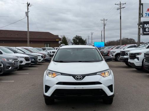 Super White 2016 Toyota RAV4 LE