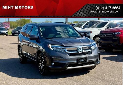 Modern Steel Metallic 2022 Honda Pilot Touring 8-Passenger